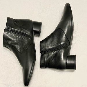 Amalfi by Rangoni Italy